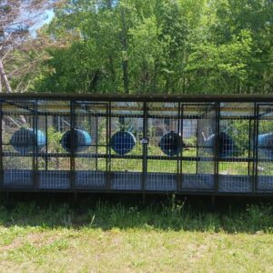 Standard Six-Bay Dog Kennel with Barrel Dog Houses