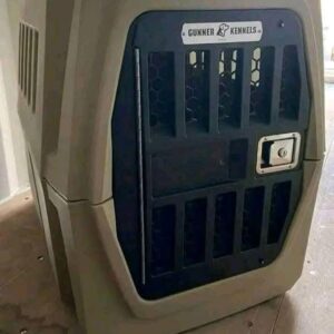 Gunner G1 Kennel dog crate, size Large, in excellent condition