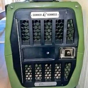 Gunner G1 Small Green Kennel dog crate, in excellent condition.